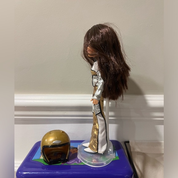 Play Sportz Extreme Sky Diving Yasmin Bratz doll MGA 2008 - Picture 4 of 7